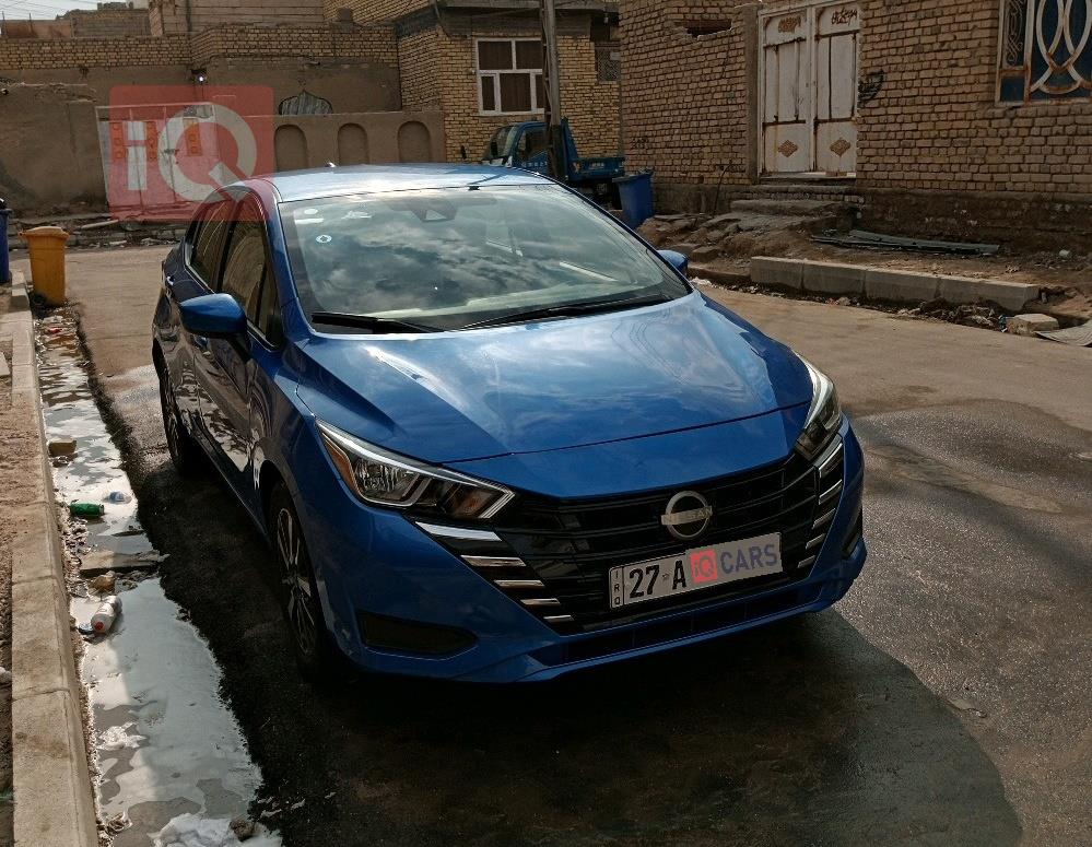 نیسان ڤێرسا